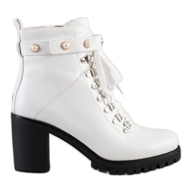 Ideal Shoes Stivali rock sul post bianco