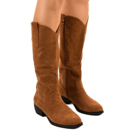 Stivali alti in pelle scamosciata color cammello di Evelralla cowboy boots marrone multicolore