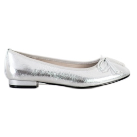 Goodin Elegante ballerina con fiocco argento