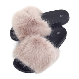 Pantofole beige con pelliccia CK107P Beige