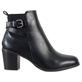 Ideal Shoes Stivali neri casuali nero