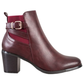Ideal Shoes Stivali casual bordeaux rosso