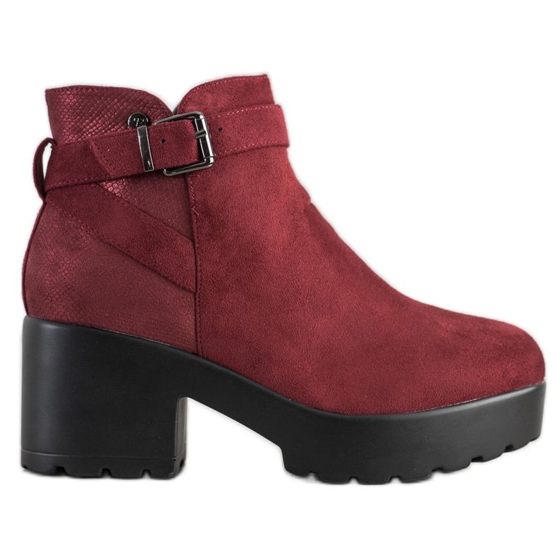 Best Shoes Stivali leggeri sulla piattaforma rosso