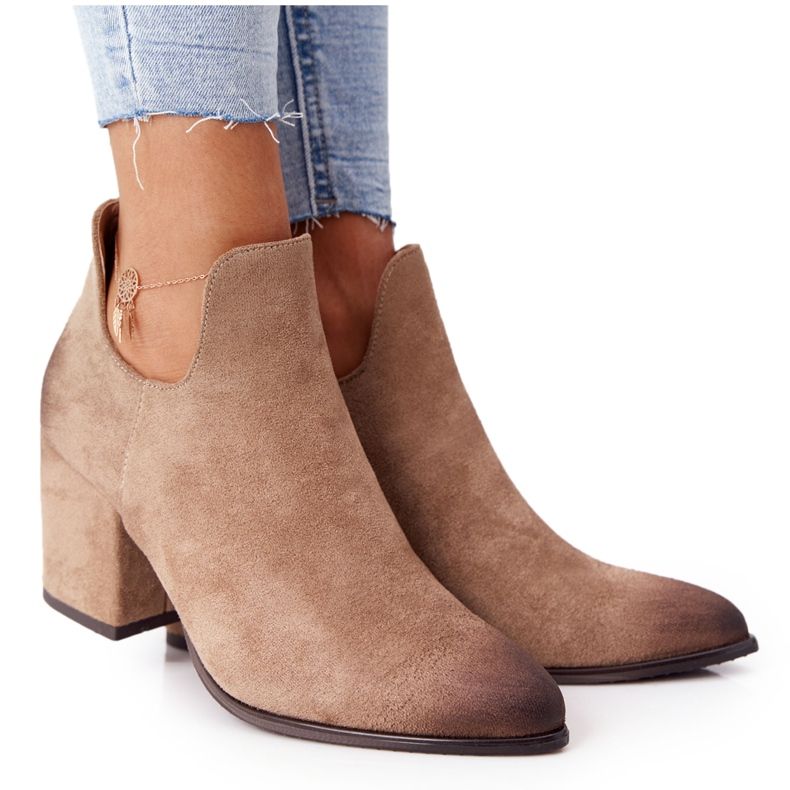 Vinceza Stivaletti Da Donna Con Ritagli Beige Caroline