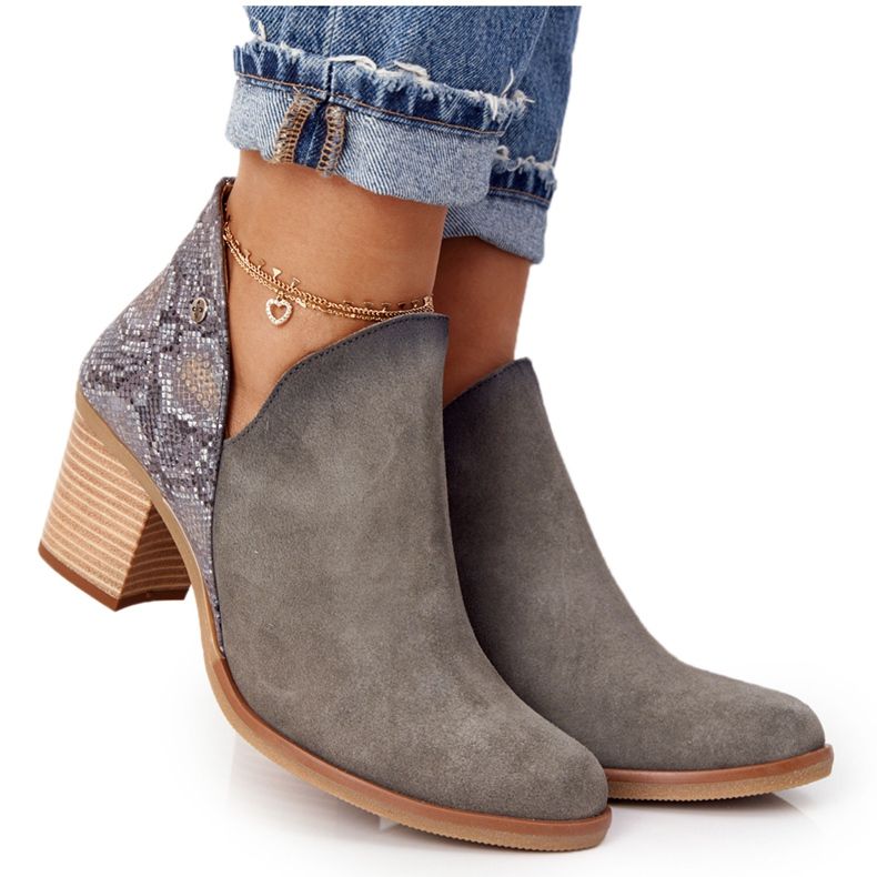 Stivali in pelle da donna con tacco Maciejka grigio 04492 beige