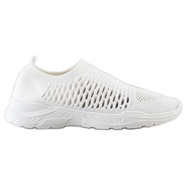 Ideal Shoes Comode sneakers traforate bianco