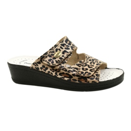 Stampa leopardo a infradito in pelle da donna beige