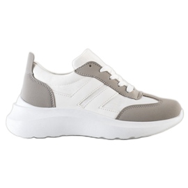 SHELOVET Scarpe sportive sulla piattaforma bianca