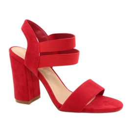 Comodi sandali femminili in pelle scamosciata sull'evento 21SD35-3540 rosso