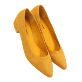 Décolleté con tacco basso CL70P Giallo miele