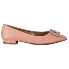 Fama Ballerina elegante con ornamento rosa