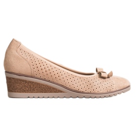 Vinceza Pompe a cuneo traforate beige