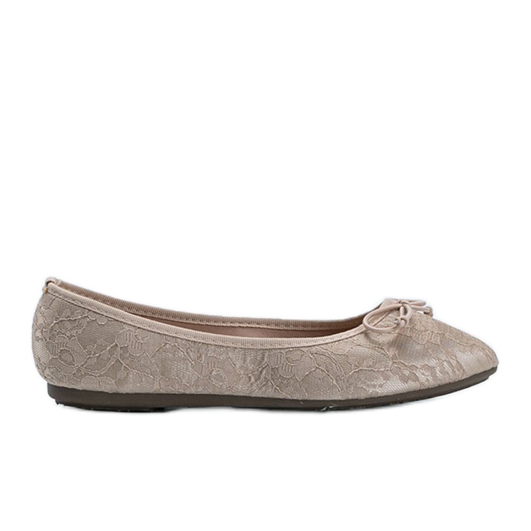 Ballerine in pizzo beige di Alessandra