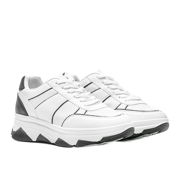 Sneakers bianche e nere di Julissa bianca