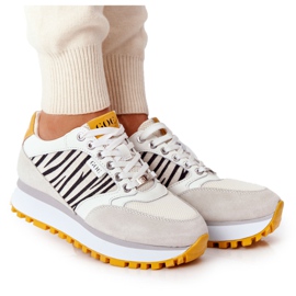 Scarpe Sportive In Pelle Sulla Piattaforma GOE HH2N4001 Bianco-Giallo bianca