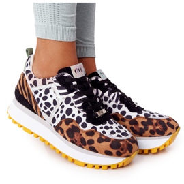 Scarpe sportive in pelle scamosciata sulla piattaforma GOE HH2N4003 Brown bianca marrone nero