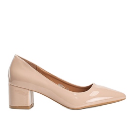 Décolleté beige laccate sul blocco Eden