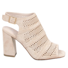 Sandali con tacco alto beige traforato YT-99 Beige
