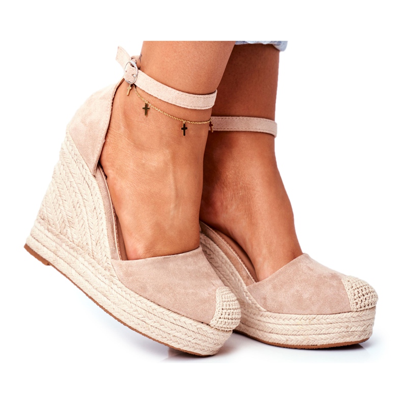 Sandali con zeppa beige avocado con trecce