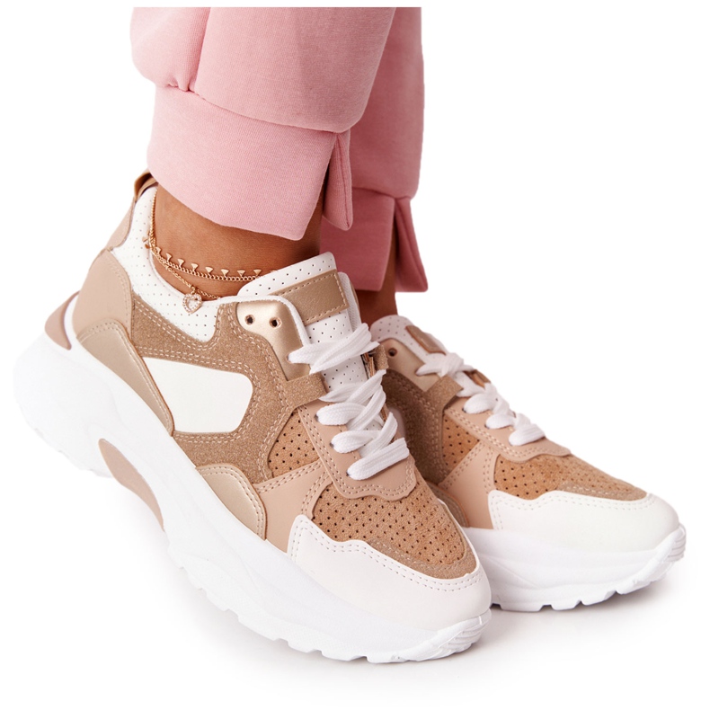 Sneakers Donna Beige Yolo Su Suola Larga bianca