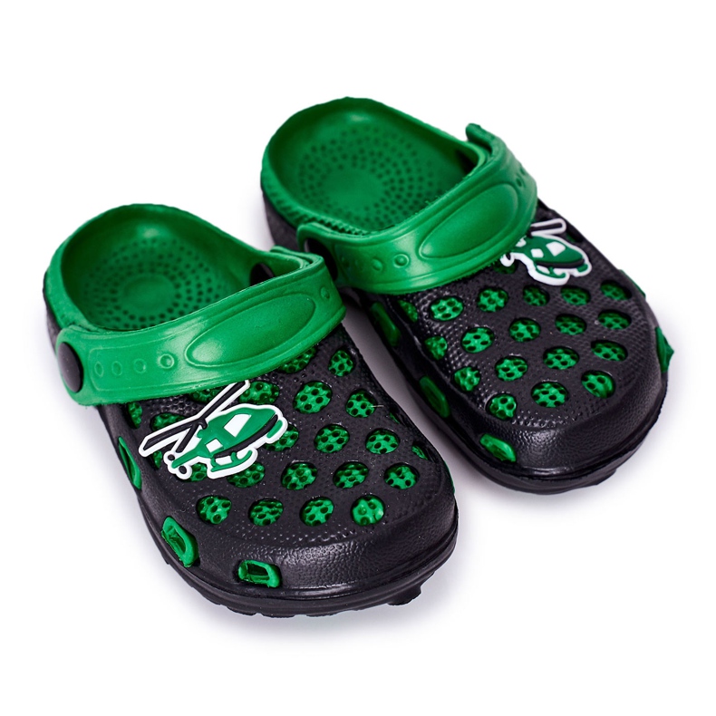 Pantofole in schiuma per bambini Kroks nero e verde Jupiter