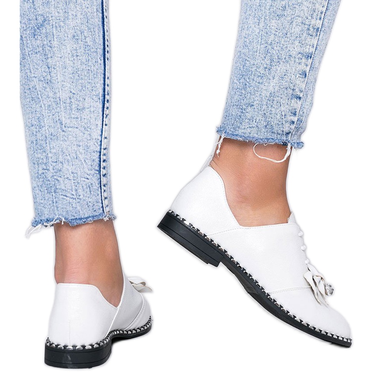 Scarpe bianche lucide con fiocco Lost Stars bianca