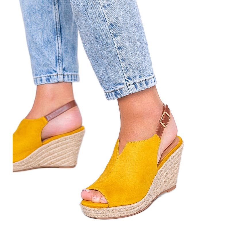 Sandali con zeppa senape di Lindy giallo