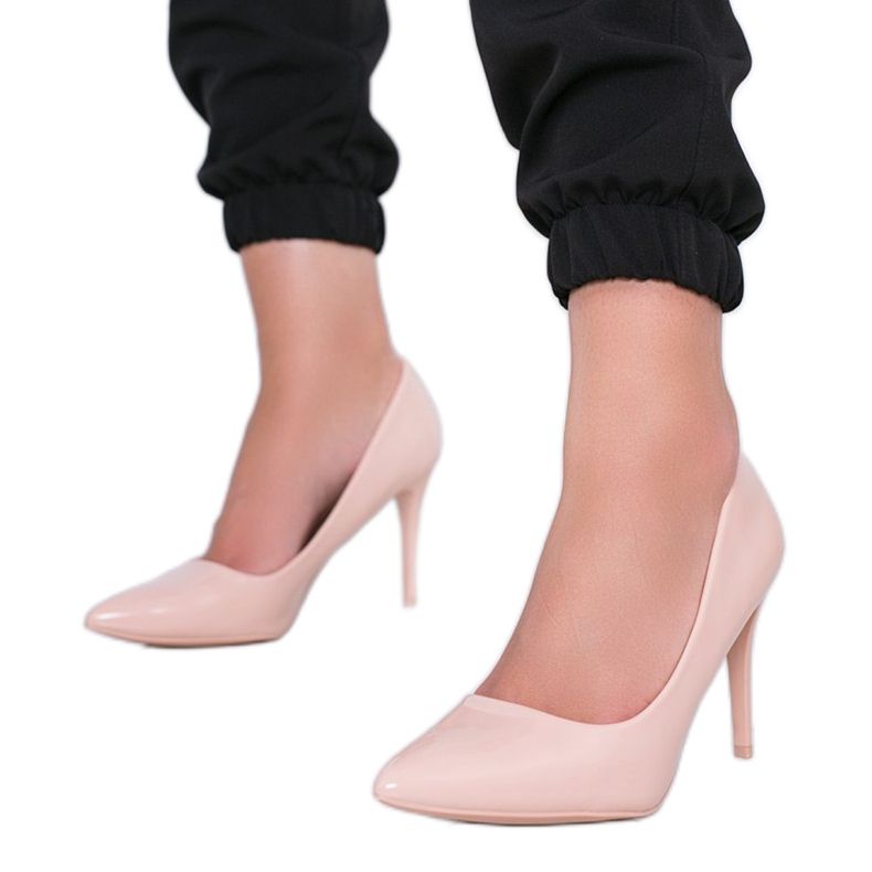 Décolleté Tisha laccati beige