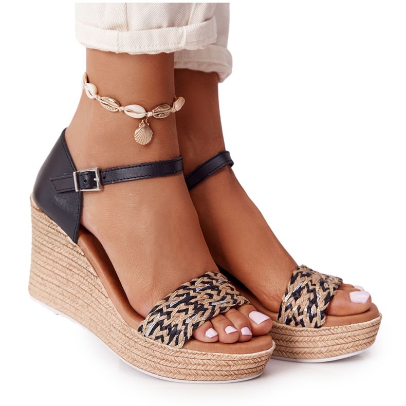 Sandali con zeppa in pelle Maciejka L4869-01 Nero