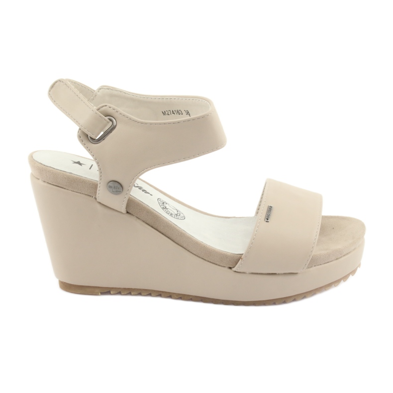 Sandali da donna con zeppa Big Star 274163 beige