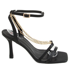 Sandali su un perno con una catena nero NF-66P Black d'oro