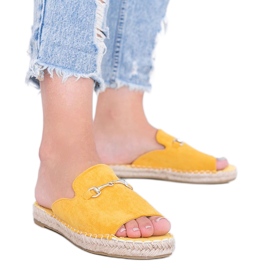 Pantofole senape con fibbia Roseau giallo