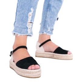 Sandali neri sulla piattaforma Pearl River nero