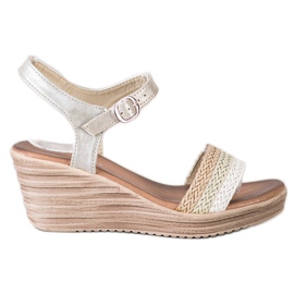 Sea Elves Sandali con zeppa casual beige bianco argento