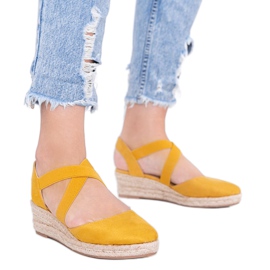 Espadrillas senape sulla zeppa Monic giallo