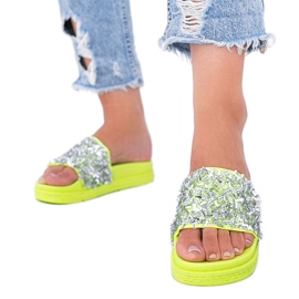 Pantofole verde fluo con zirconi Love Bling
