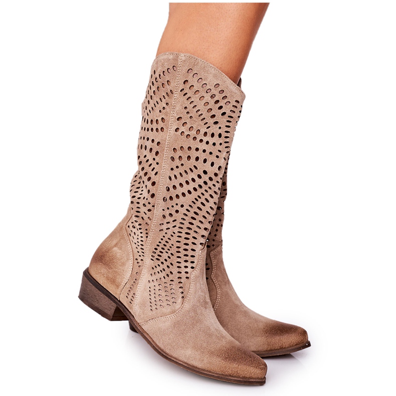 Stivali primaverili in pelle scamosciata traforati Exquisite 1229 Beige