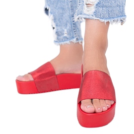 Infradito rosse su spessa suola Crysta rosso