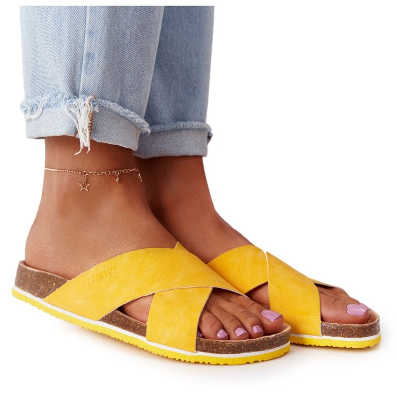 Pantofole in pelle profilate Big Star HH274596 Giallo