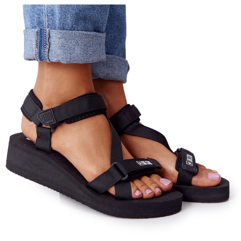 Sandali in schiuma nera con zeppa Big Star FF274A349 nero