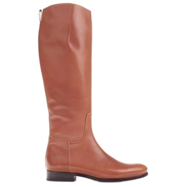 Marco Shoes Stivali marroni lisci e classici 1323K su un piatto marrone