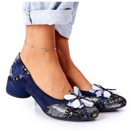 Décolleté in pelle scamosciata Maciejka 04835-17 Blu navy con fiori