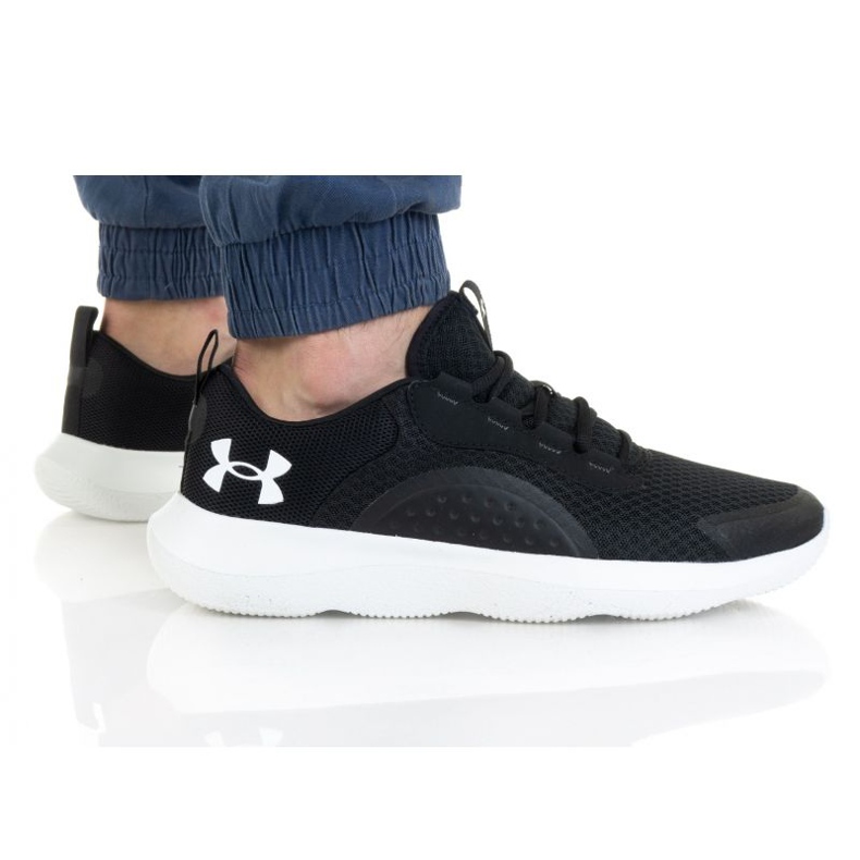 Scarpe Under Armour Victory M 3023639-001 nero