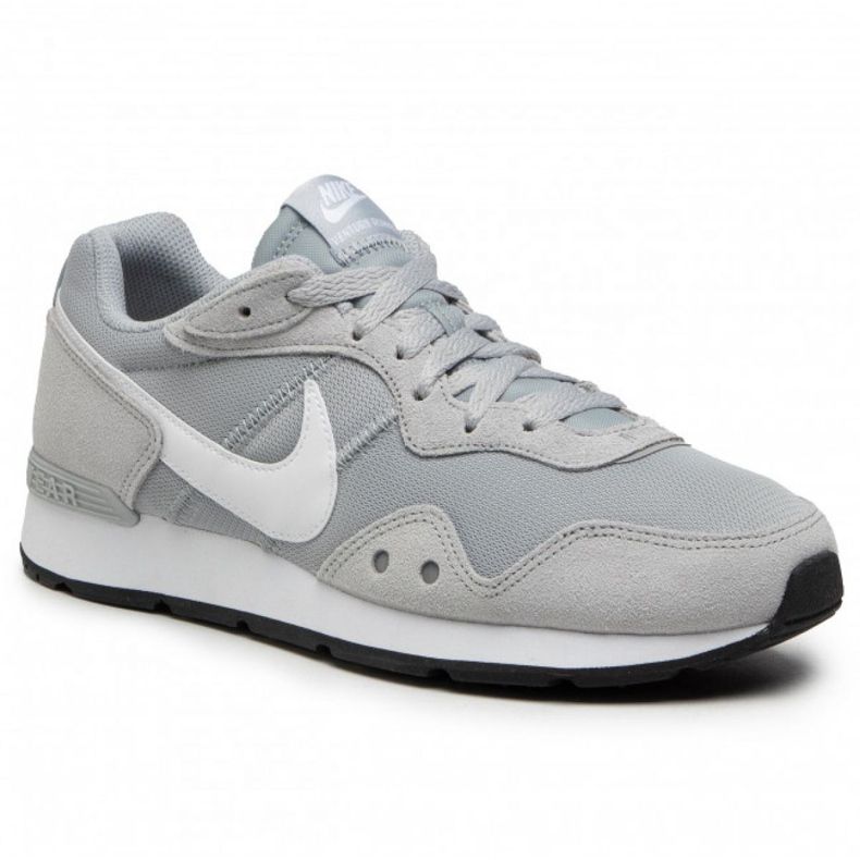 Scarpa Nike Venture Runner M CK2944-003 grigio
