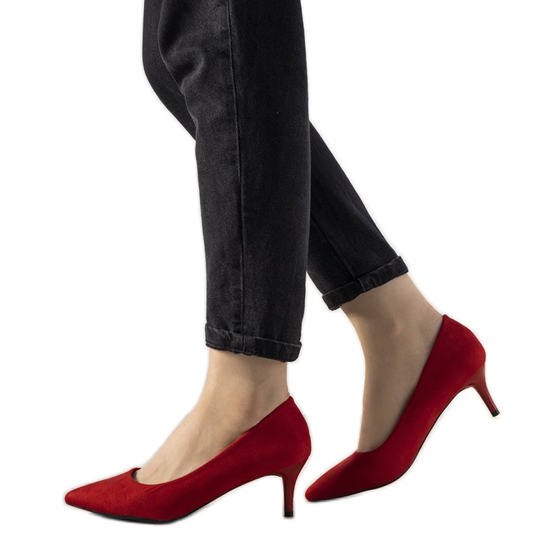 Décolleté rosse con tacco basso di Ferri rosso
