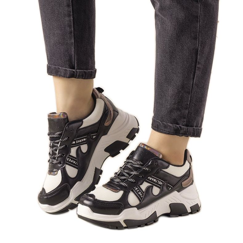 Sneakers nere con inserti olografici Allisone nero