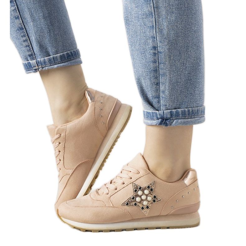 Sneakers sportive rosa decorate con borchie Ruler