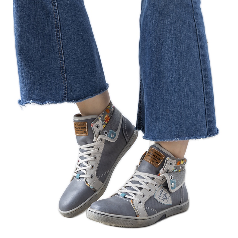 Sneakers alla caviglia da donna grigie di Niente grigio