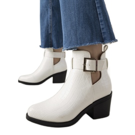 Stivaletti bianchi con intagli Moderniso bianco