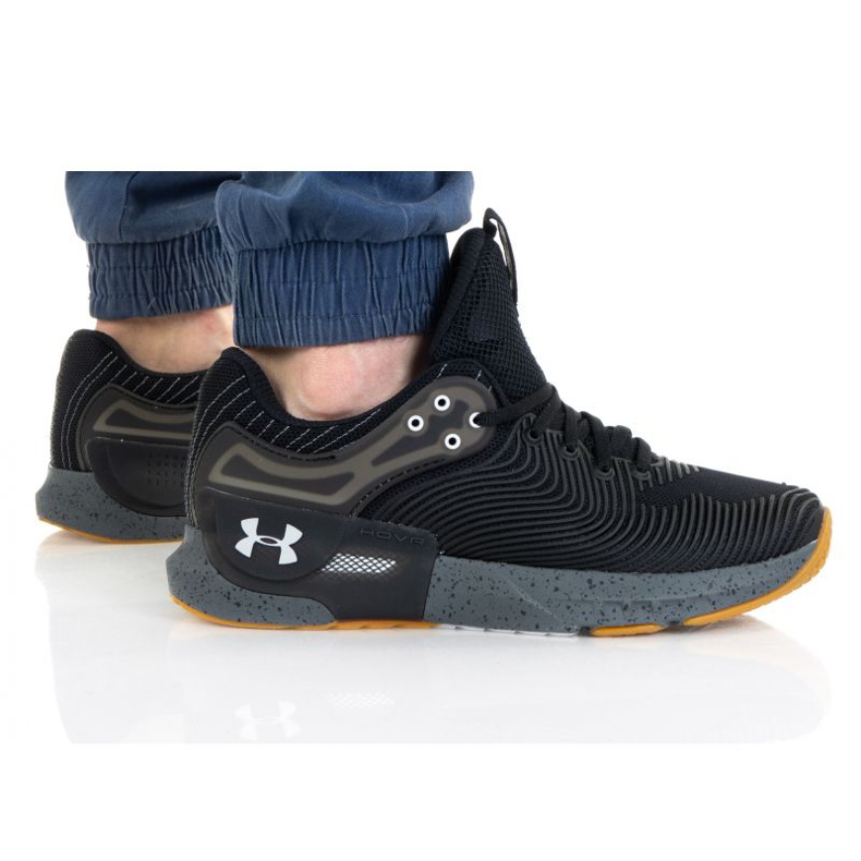 Scarpe Under Armour Hovr Apex 2 M 3023 007-001 nero